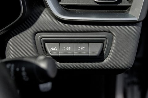 Renault Clio E-TECH ENGINEERED PHEV 16