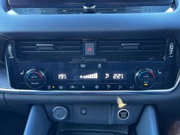 Nissan Qashqai 1.3 Qashqai Tekna DiG-T MHEV CVT 5dr 43