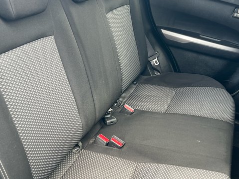 Suzuki Vitara SZ-T BOOSTERJET MHEV 39