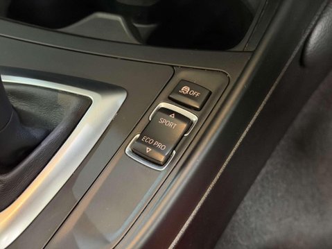 BMW 1 Series 3.0 M135i Hatchback 3dr Petrol Auto Euro 6 (s/s) (326 ps) 33