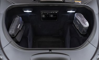 Ferrari F8 Spider 34