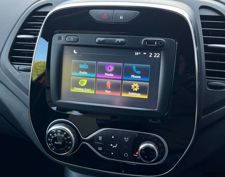 Renault Captur 0.9 Captur Iconic TCe 5dr 11