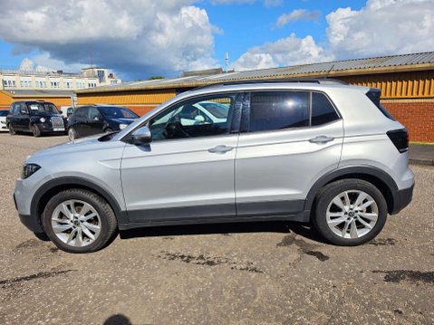 Volkswagen T-Cross 1.0 T-Cross Active TSi 5dr 27