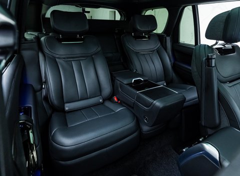Land Rover Range Rover P510e SV 19