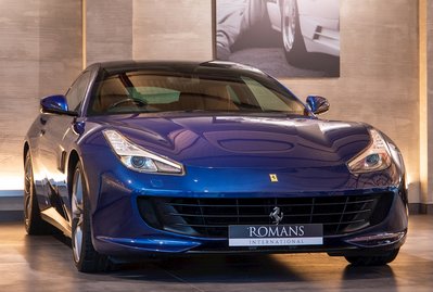 Ferrari GTC4 Lusso T