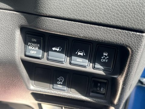 Nissan X-Trail 1.6 dCi N-Connecta Euro 6 (s/s) 5dr 31