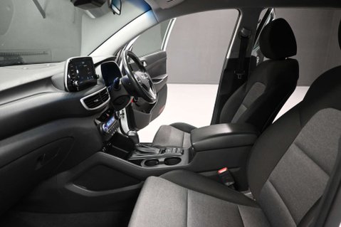 Hyundai TUCSON 1.6 Tucson SE Nav 48v MHEV CRDi 2WD Semi-Auto 5dr 17