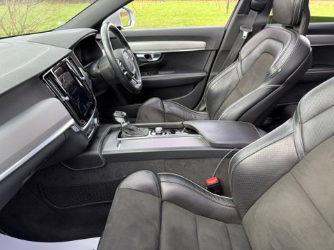 Volvo V90 2.0 D4 R-Design Auto Euro 6 (s/s) 5dr 50
