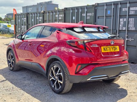 Toyota C-HR 2.0 VVT-h GPF Design SUV 5dr Petrol Hybrid CVT Euro 6 (s/s) (184 ps) 30
