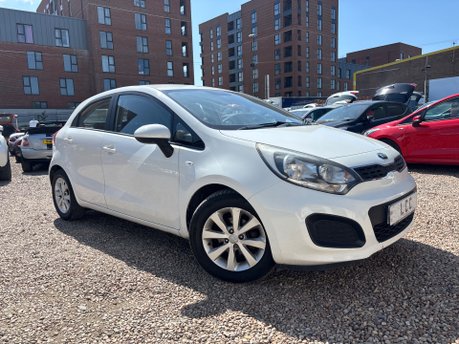 Kia Rio VR7...7 SERVICES...LOOK !! ONLY £35:00 R/TAX..LAST OWNER 7 YEARS..AIR CON..
