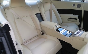 Rolls-Royce Wraith 7