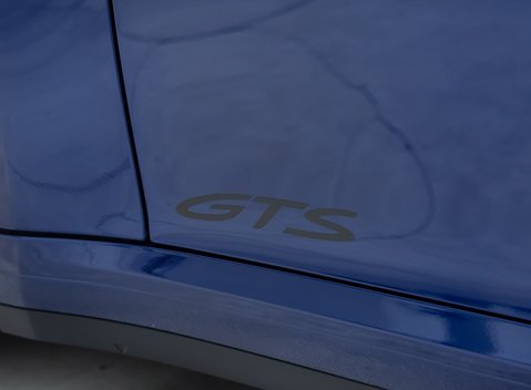 Porsche 911 Carrera GTS (992) 29