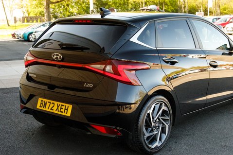 Hyundai i20 T-GDI PREMIUM MHEV 8