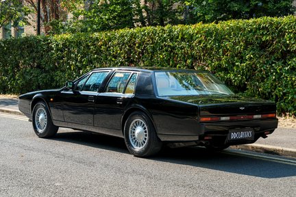 Aston Martin Lagonda Series IV 4