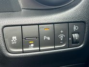 Hyundai KONA PREMIUM 39