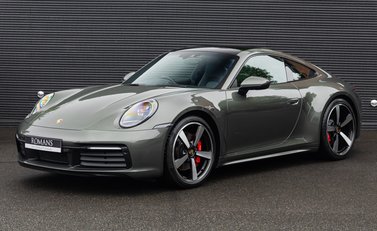 Porsche 911 Carrera S (992) 2