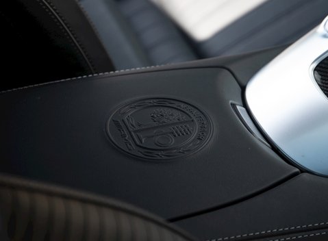 Mercedes-Benz Amg GT GT S 19