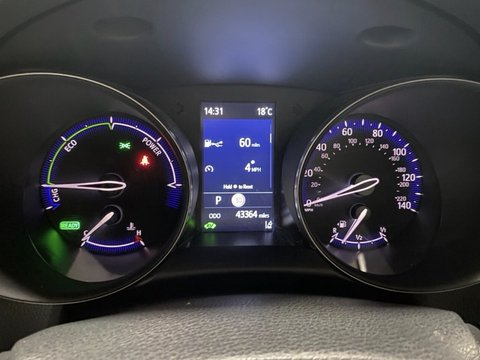 Toyota C-HR DESIGN 16