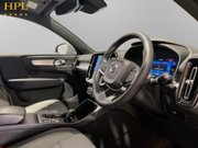 Volvo XC40 2.0 B3 MHEV Core SUV 5dr Petrol Hybrid DCT Auto Euro 6 (s/s) (163 ps) 12