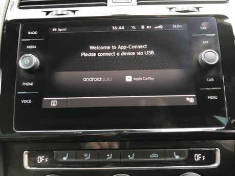 Volkswagen Golf 2.0 GTI LAUNCH Edition 5dr 78000m with 11 services rare 5dr 22