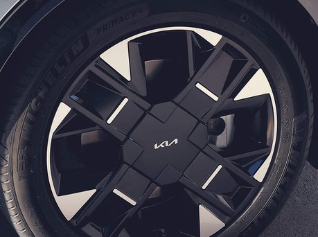 Close-up image of car wheel.