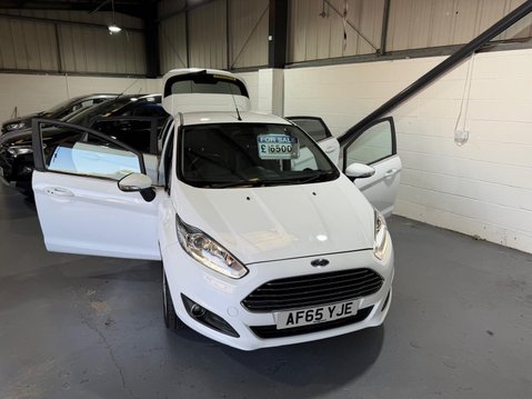 Ford Fiesta 1.0T EcoBoost Titanium Euro 6 (s/s) 5dr 2