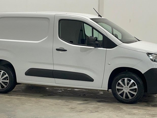 Citroen Berlingo 1.5 Blue HDi 650Kg Enterprise Ed 100ps 3