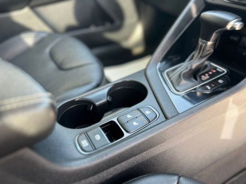 Kia Niro 3 46