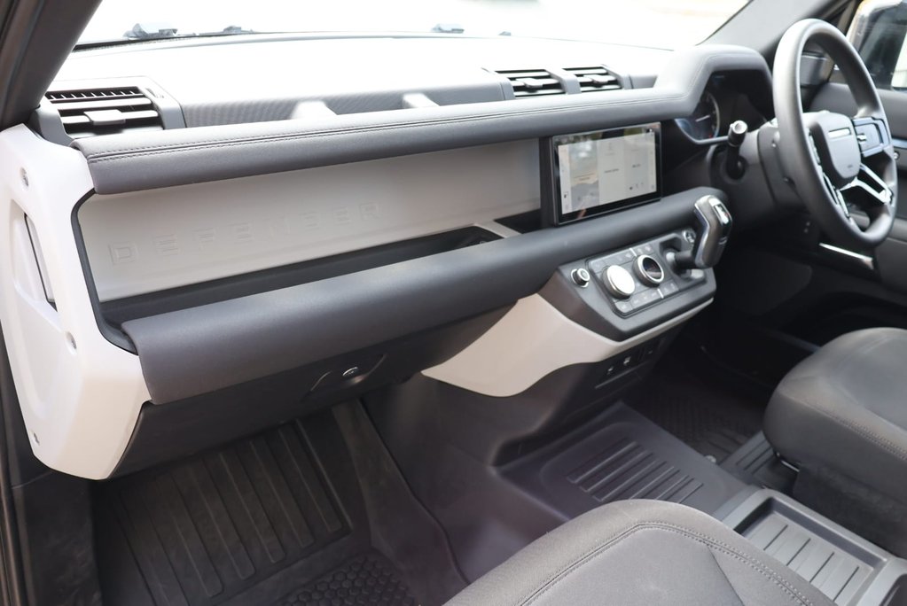Land Rover Defender 110 250 HARD TOP HUGE SPEC OUTSTANDING EXAMPLE  21
