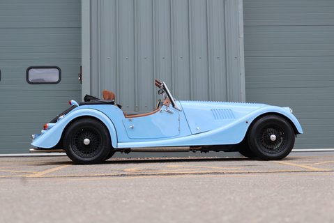 Morgan 4/4 4300 miles from new stored in a heated garage  STUNNING COLOUR COMBO 10