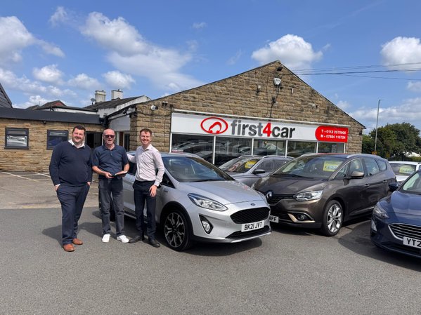 Mark from Leeds collecting his Ford Fiesta
