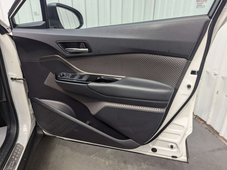 Toyota C-HR 1.8 C-HR Excel HEV CVT 5dr 54