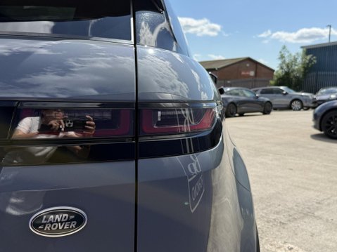 Land Rover Range Rover Evoque 2.0 D180 MHEV First Edition SUV 5dr Diesel Auto 4WD Euro 6 (s/s) (180 ps) 17