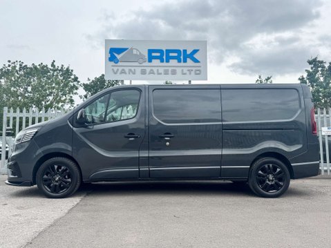 Renault Trafic 2.0 dCi Blue LL30 Sport+ Panel Van 5dr Diesel Manual L2 H1 Euro 6 (s/s) (15 27
