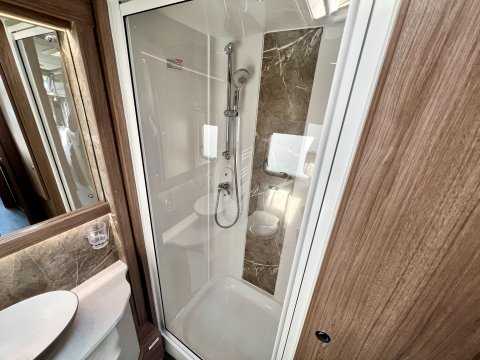 Coachman VIP 460 22
