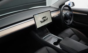 Tesla Model 3 RWD Standard Range Ryzen 1 Owner Adaptive LEDs Heat Pump Pano Roof  11