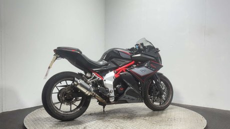Lexmoto LXR 2020 21K RUNNING PROJECT SPORTS BIKE 125CC LEARNER 3