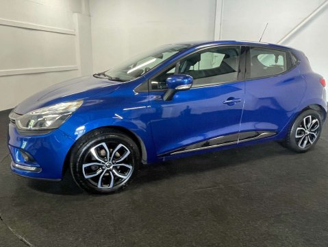 Renault Clio 0.9 Clio Play TCe 5dr 2