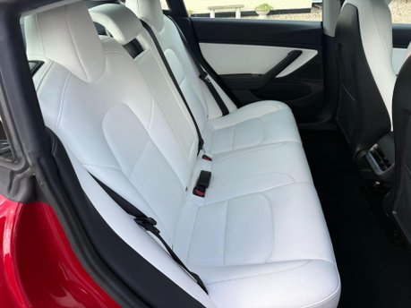 Tesla Model 3 Standard Range Plus Auto RWD 4dr 18