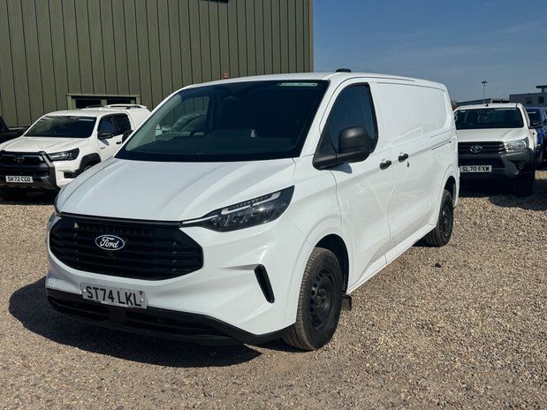 Ford Transit Custom LWB L2H1 Low Roof Trend 300 Air Con Sensors Cam EURO 6 2