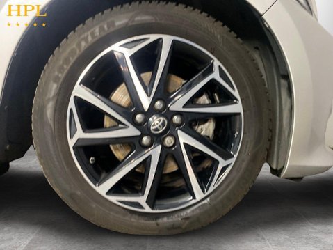 Toyota Yaris 1.5 VVT-h Design Hatchback 5dr Petrol Hybrid E-CVT Euro 6 (s/s) (116 ps) 10