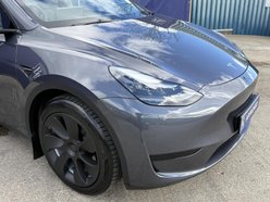 Tesla Model Y SUV 5dr Electric Auto RWD (346 ps) 13