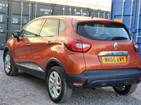 Renault Captur 1.2 TCe ENERGY Dynamique Nav SUV 5dr Petrol Auto Euro 6 (s/s) (120 ps) 4