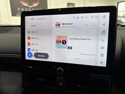 Toyota Yaris Cross PREMIERE EDITION 86