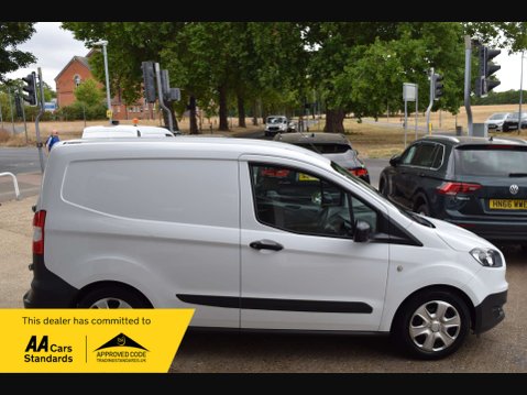 Ford Transit Courier 1.5 Transit Courier Base TDCi 2