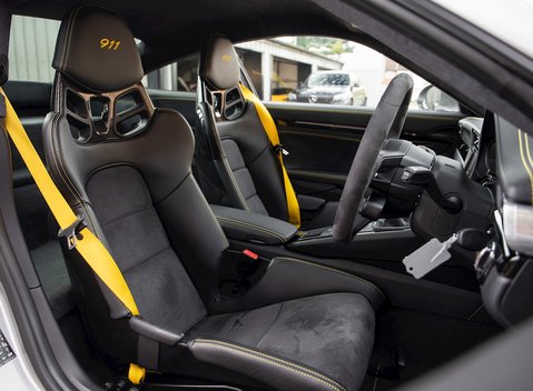Porsche 911 (991.2) Carrera T 12