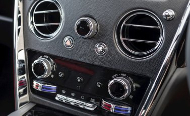 Rolls-Royce Cullinan 24