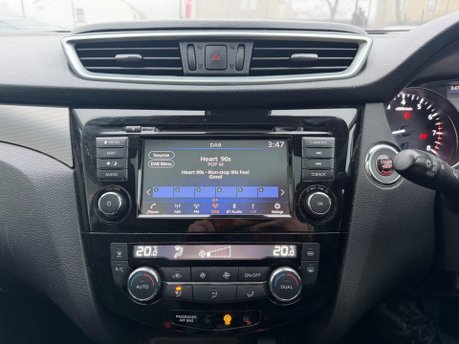 Nissan Qashqai DIG-T TEKNA 11