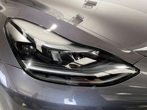 Tesla Model 3 Saloon 4dr Electric Auto RWD (241 bhp) 9