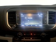 Vauxhall Vivaro Life 50kWh Combi MPV 5dr Electric Auto LWB (9 Seat, 11kW Charger) (136 ps) Elect 15